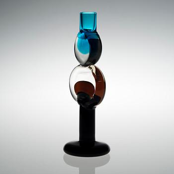 OIVA TOIKKA, A GLASS SCULPTURE/CANDLESTICK. Signed Oiva Toikka Nuutajärvi Notsjö.