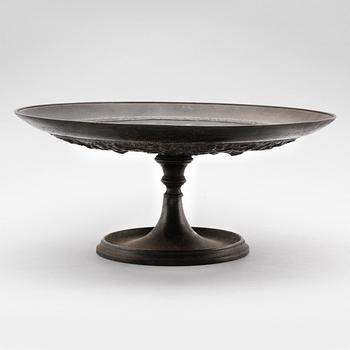 TAZZA, järn, renässansstil, möjligen Berlin, 1800-talets första hälft.