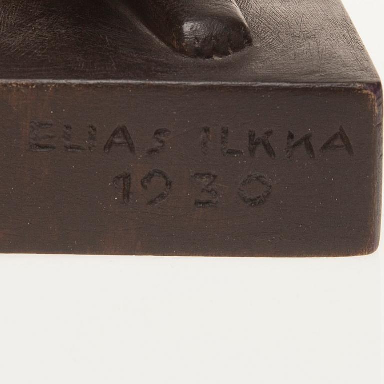 ELIAS ILKKA, skulptur, betsat trä, signerad och daterad 1930.