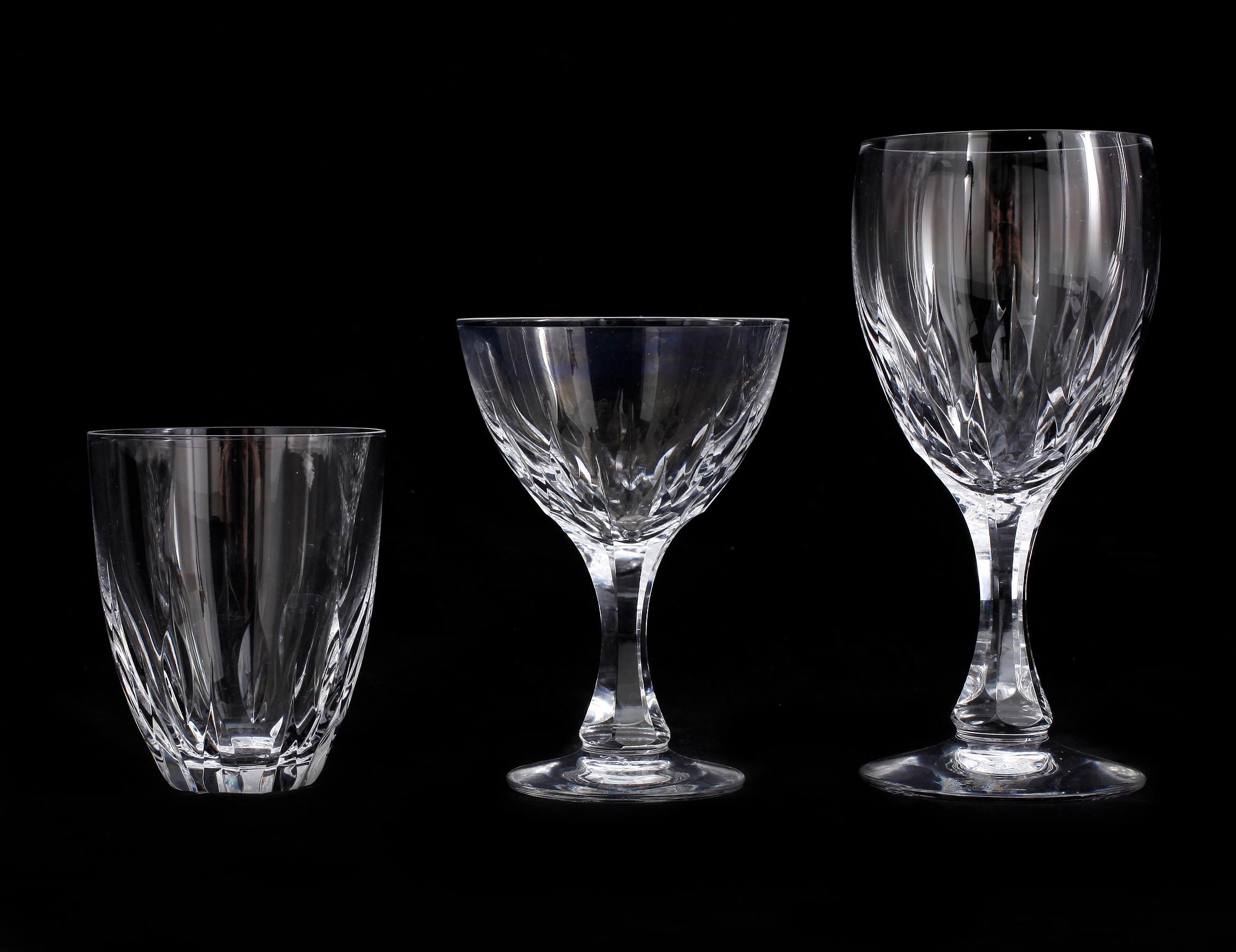 GLASSERVIS, 35 delar, "Fontän", Vicke Lindstrand, Kosta Boda.