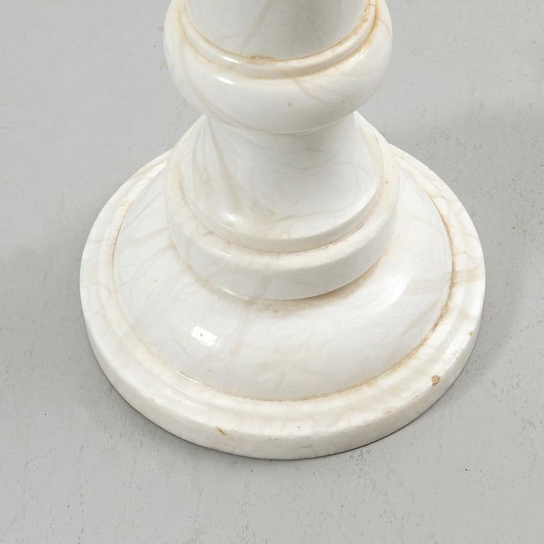 Pedestal with urn, 20th century.