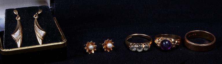 PARTI SMYCKEN, 5 delar, 18 K guld, pärlor samt ametist, bl a Alton, 1900-tal. Ca 17 g.