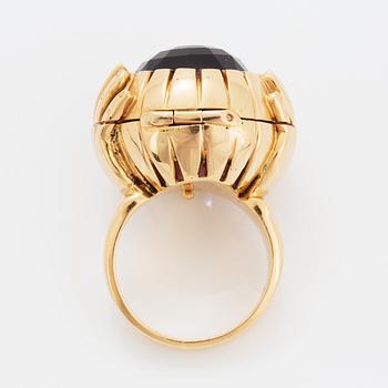 Amethyst ring with locket.