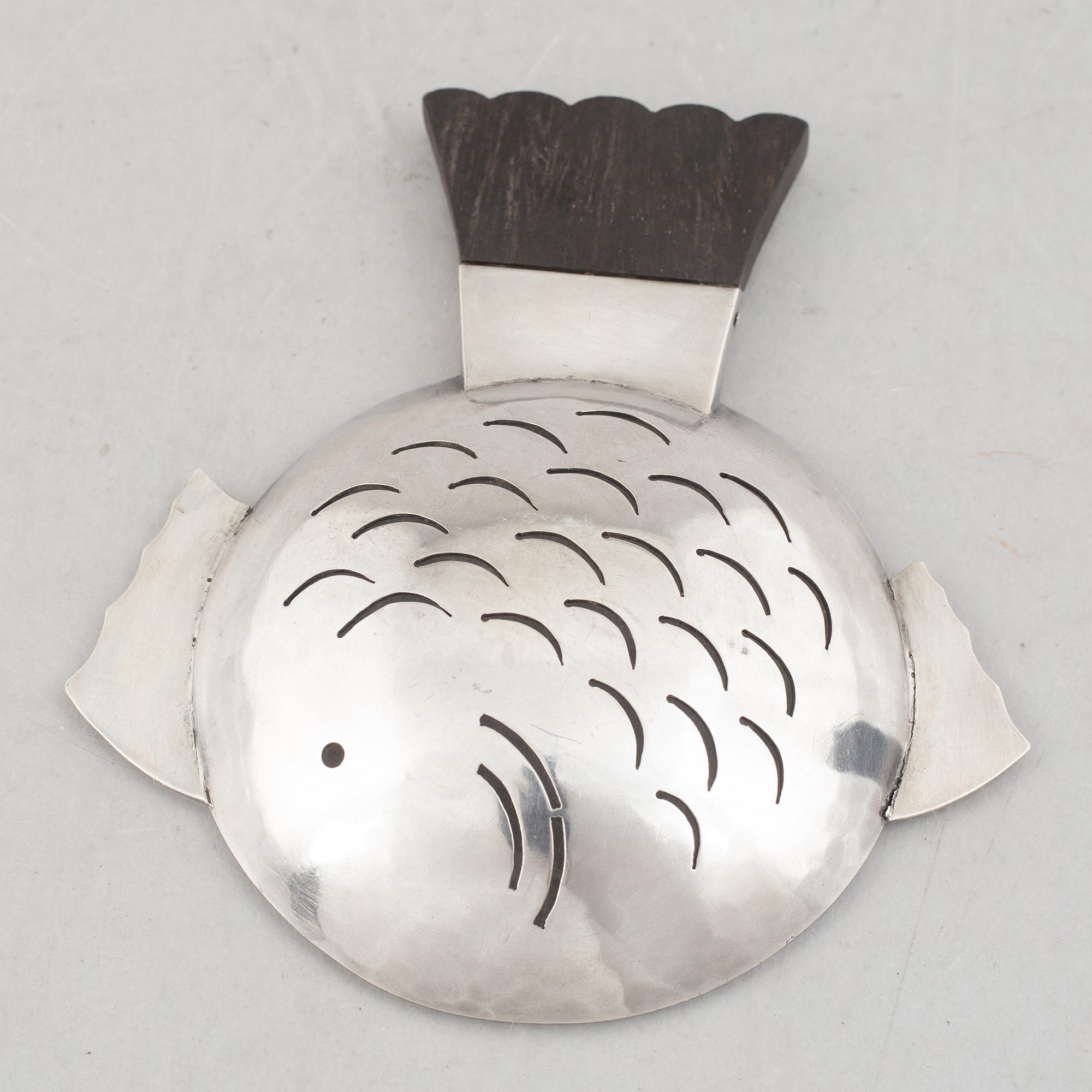 H Brogren, tea strainer, silver, Håbes Atelier, Gothenburg 1934.