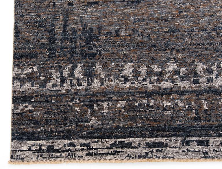 Matta, Agra, Moder Design, ca 365 x 270 cm.