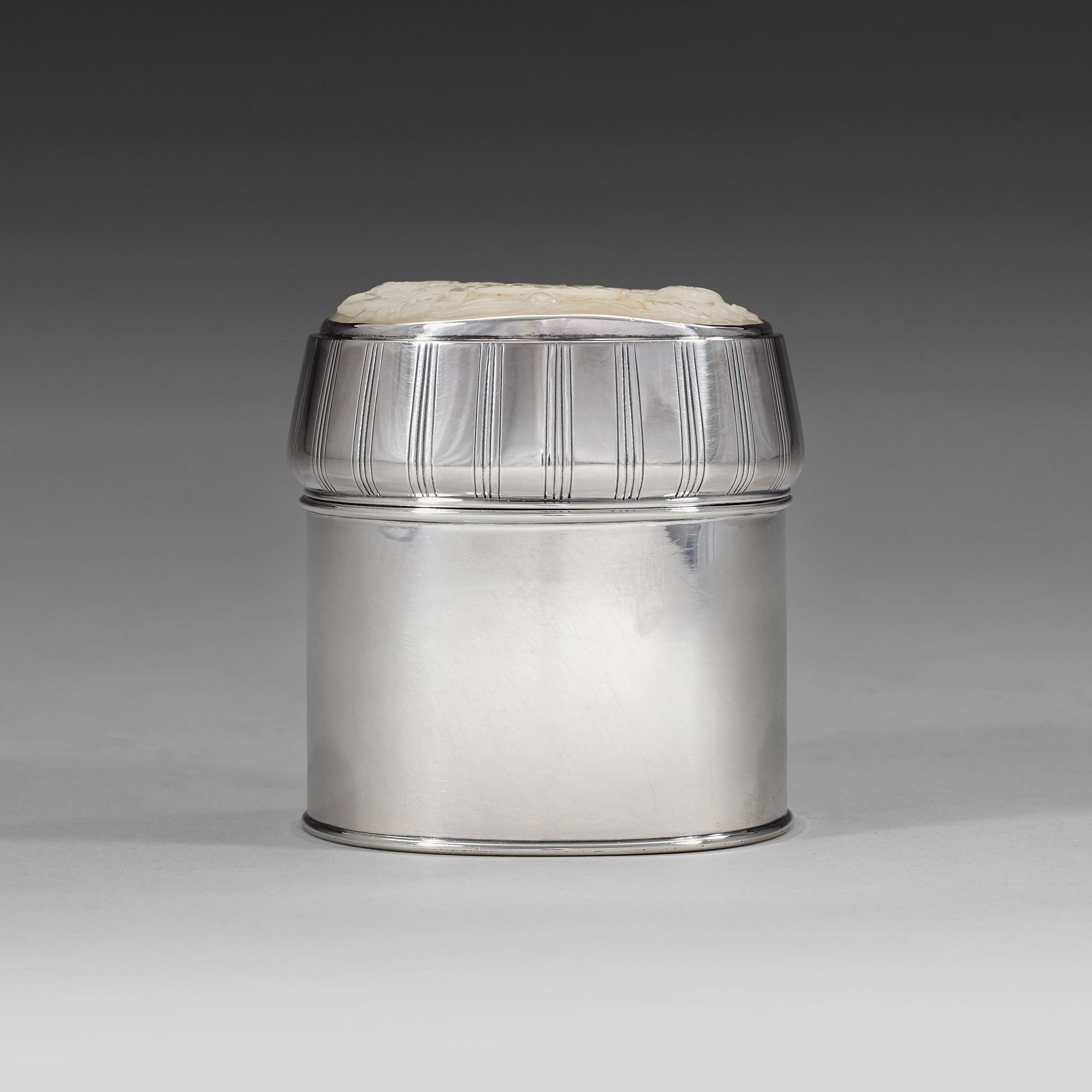 A W.A. Bolin sterling box, Stockholm 1952, the lid with carved nephrite.