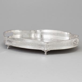 silver plated serving trays from Sheffield England, 20th century.