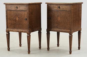 SÄNGBORD, ett par, Ferdinand Lundquist & Co, Göteborg, 30/40-tal.