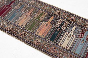 Gallery carpet, semi-antique Kayseri Saf, approx. 220 x 87 cm.