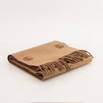Gucci, wollen scarf.