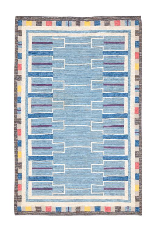 A carpet, flat weave, ca 300 x 194 cm, Sweden.