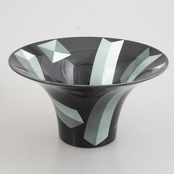 Rolf Sinnemark, three 'Atlantis' stoneware bowls, Rörstrand.