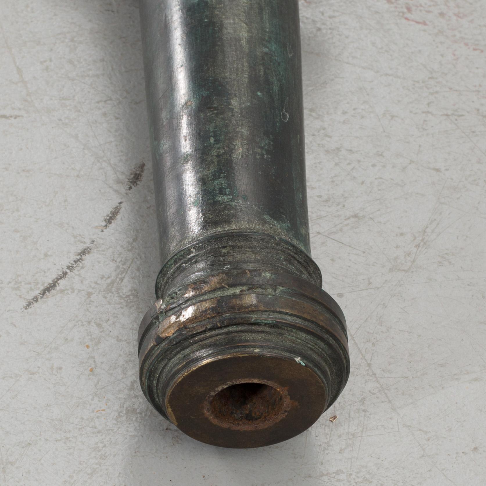 KANONRÖR(attrapp), brons, kopia av fältkanon med Karl XII monogram 1705.