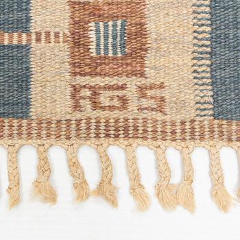 Anna-Greta Sjöqvist, a carpet, flat weave, ca 226 x 146,5 cm, signed AGS.
