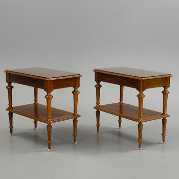 SERVERINGSBORD, ett par, 1900-talets mitt.