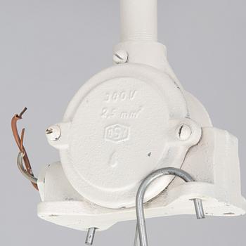 Teollisuusvalaisin / kattovalaisin, Metallivalmiste Oy, 1900-luvun puoliväli.