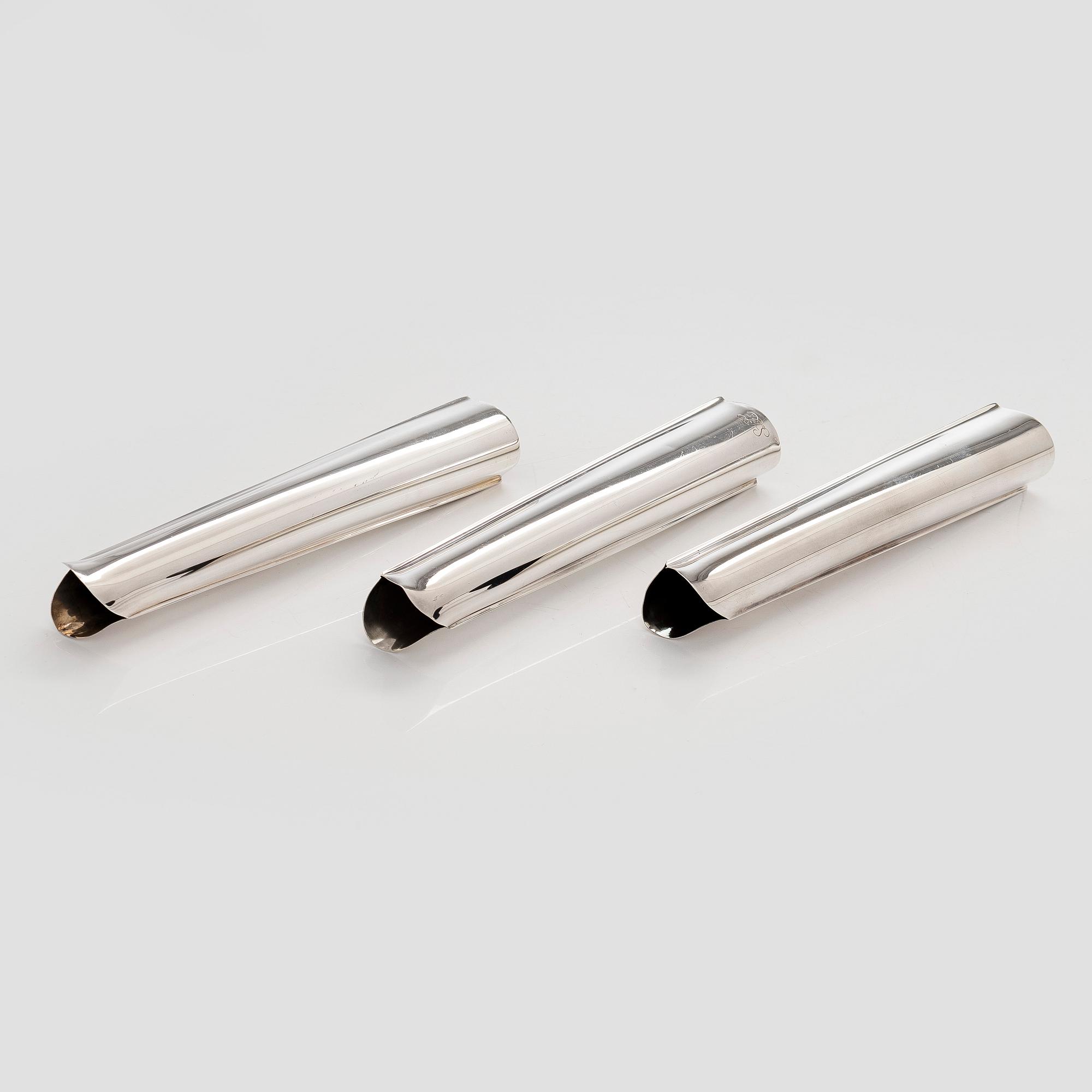 Tapio Wirkkala, Maljakoita, 3 kpl, TW 36, hopeaa, Kultakeskus, Hämeenlinna 1965, 1970 ja 1979.