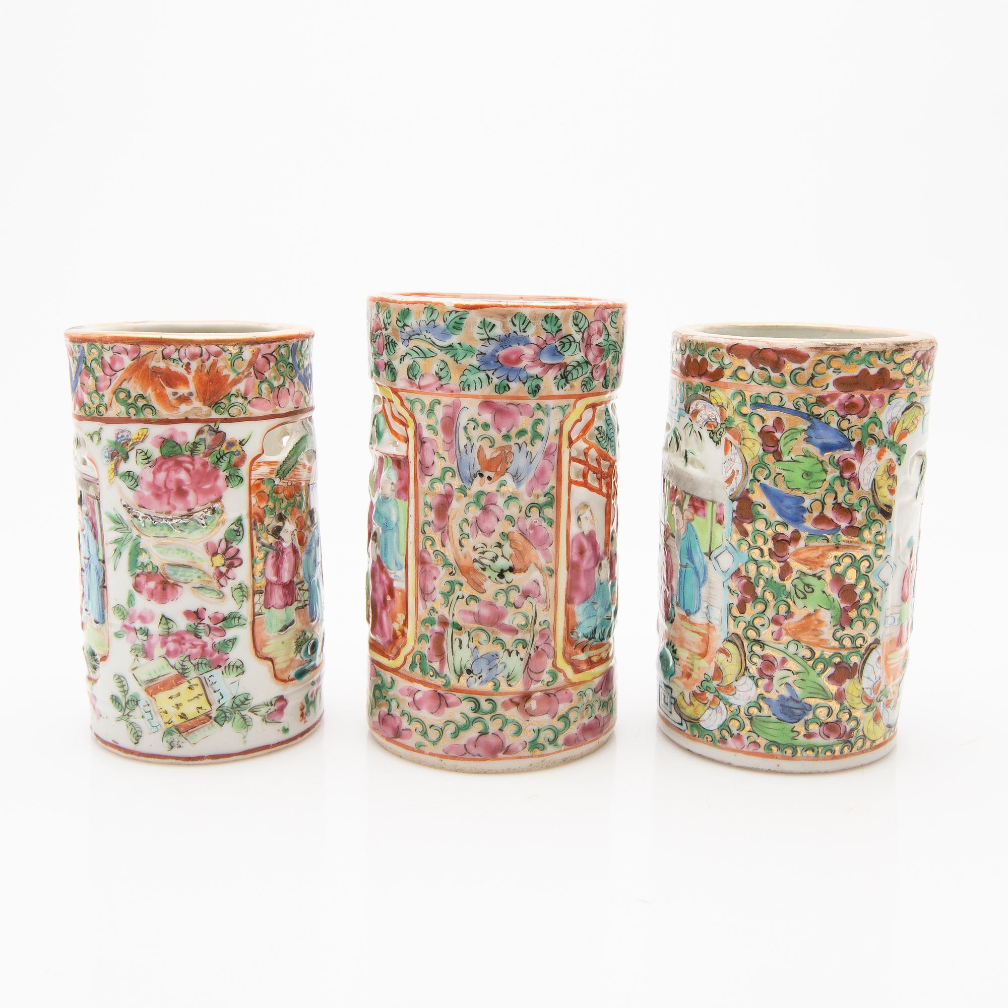 A porcelain set, 8 pieces, Canton, 19th century, China.