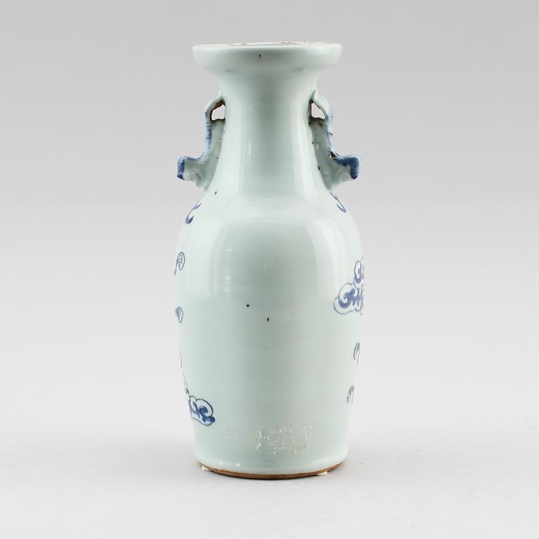 VAS, porslin, Kina, 1800-/1900-tal.