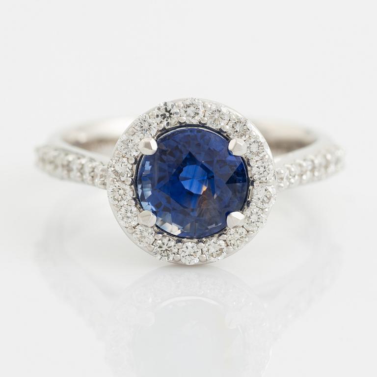 Sapphire and brilliant cut diamond ring.