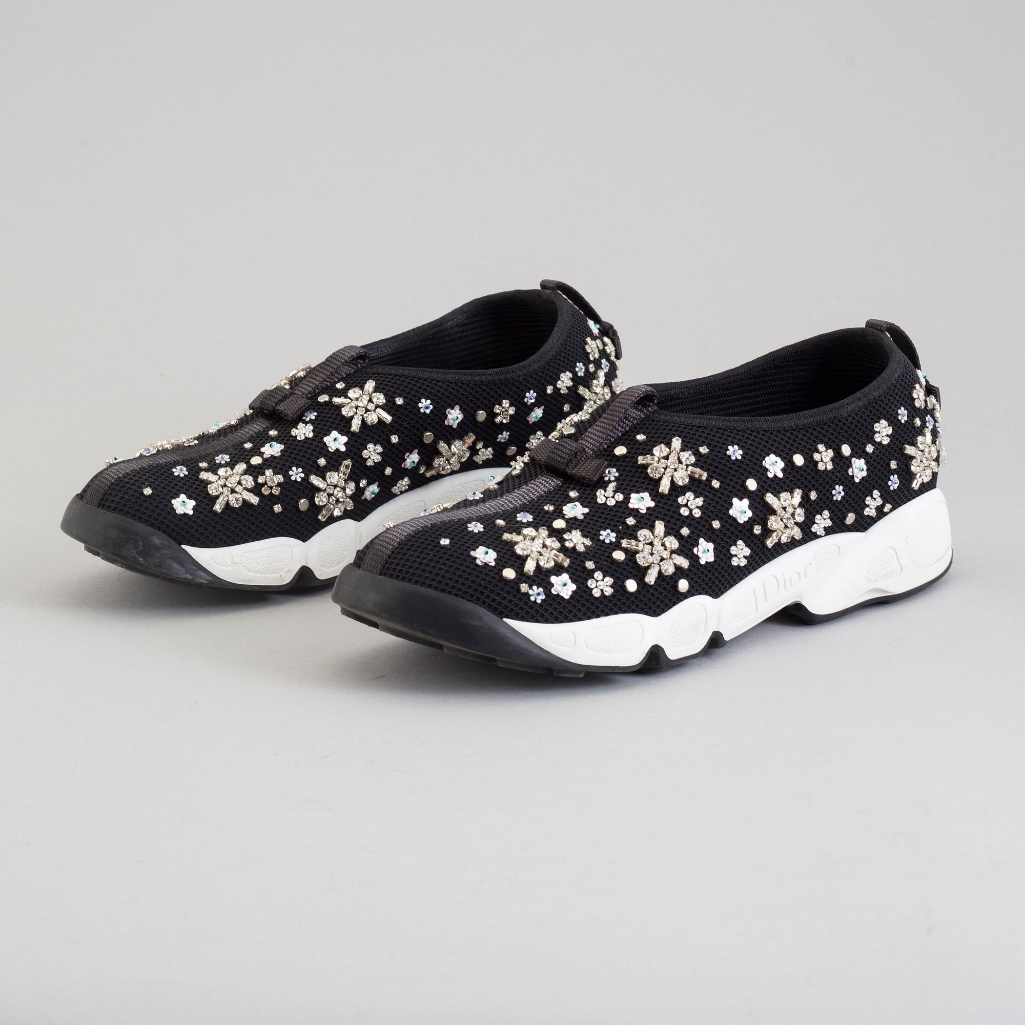 a pair of CHRISTIAN DIOR 'Dior Fusion' sneakers, size 39.
