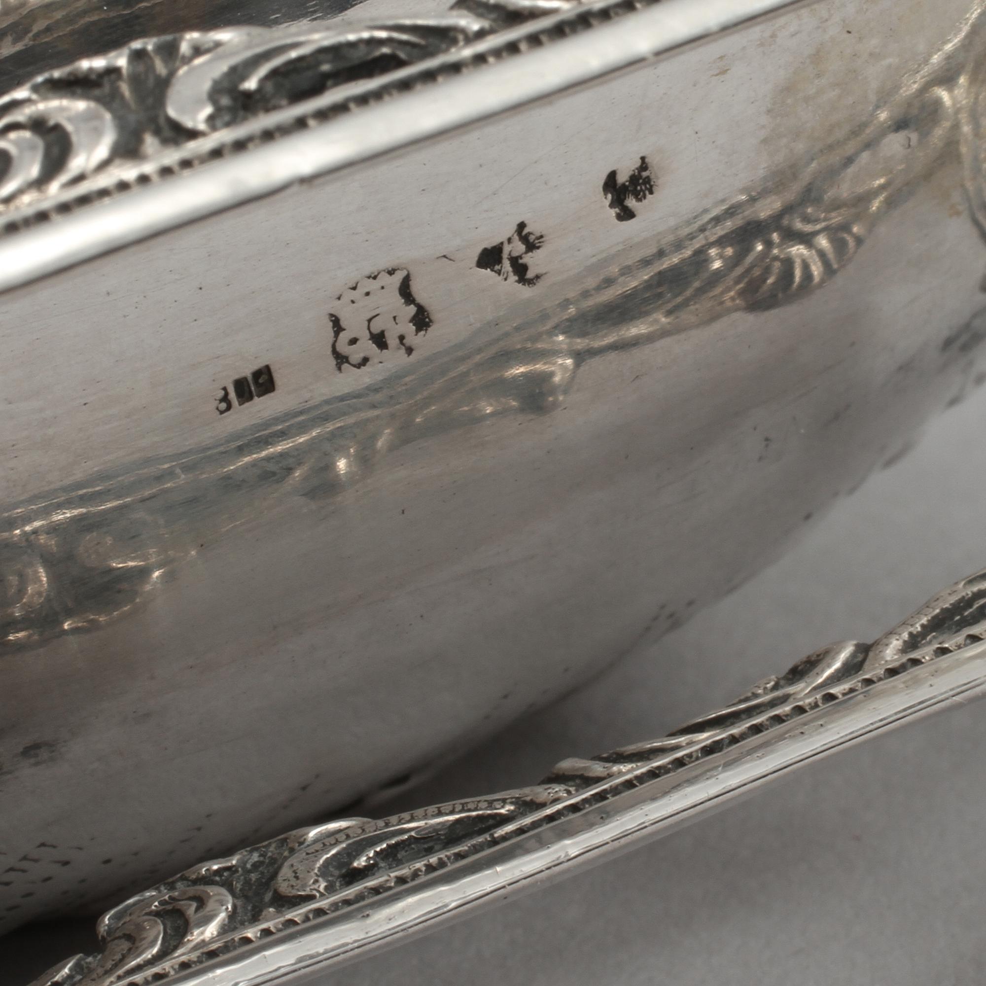 PARTI SILVER, 4 delar, delvis låghaltigt, 1800-tal, total vikt 200 gram.