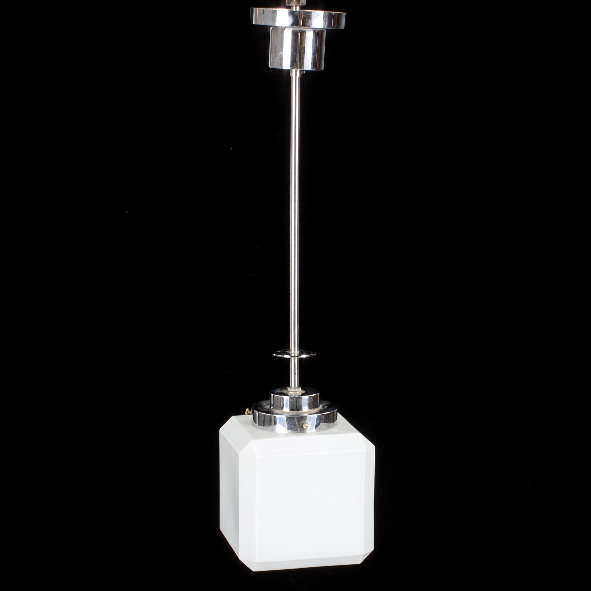 TAKLAMPA, funkis, 1930/40-tal. Höjd ca 65 cm.