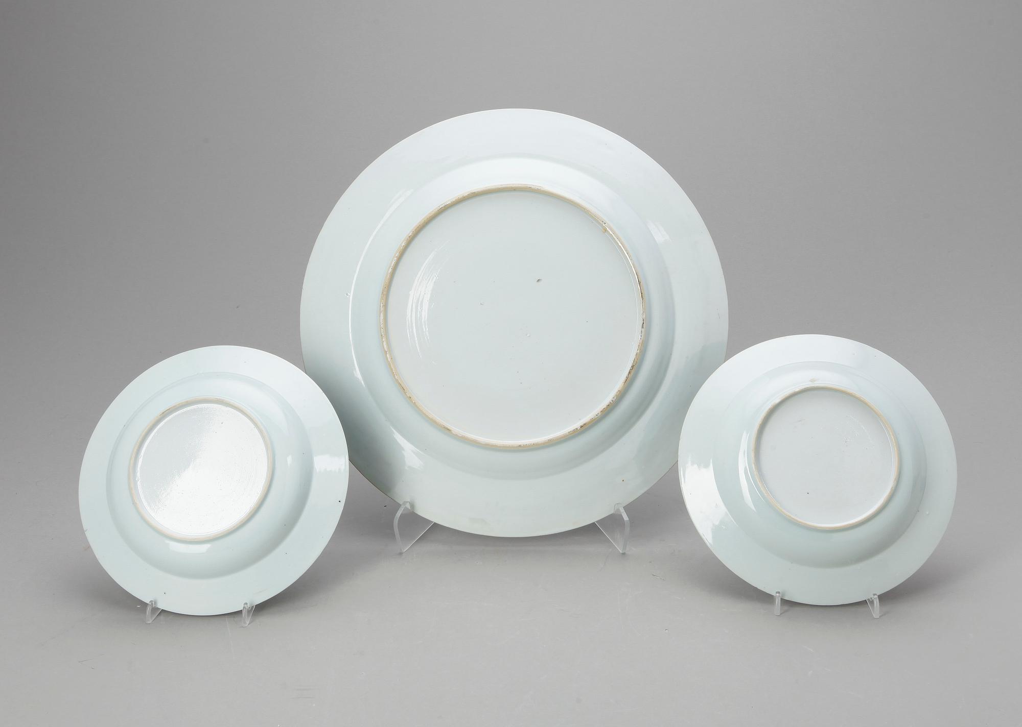 PARTI KINA, 3 delar, porslin, Qianlong, 1736-95.