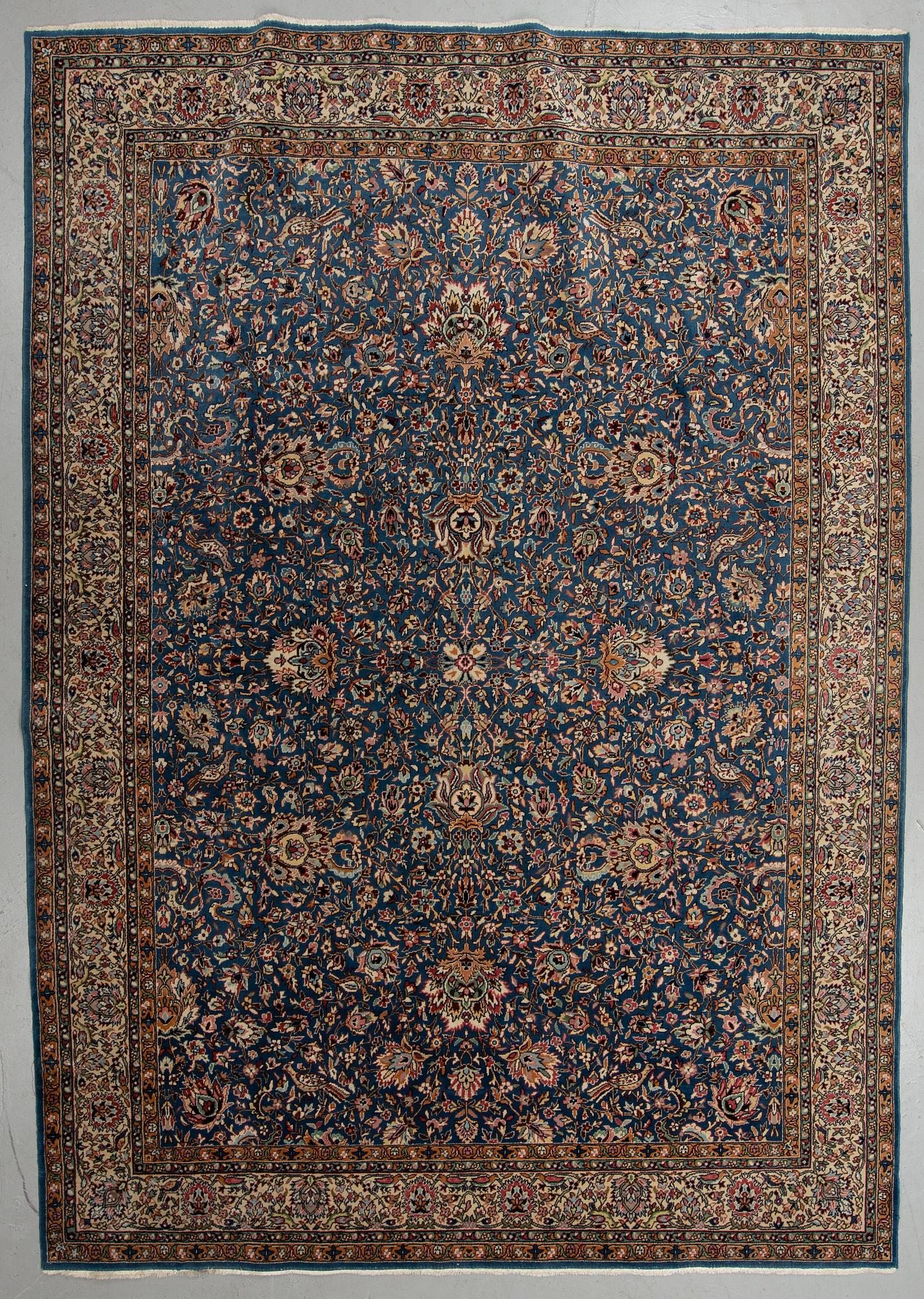 A carpet semi-antique/old oriental, ca 346 x 246 cm.