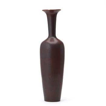 Gunnar Nylund, a large stoneware vase, Rörstrand 1950-60's.