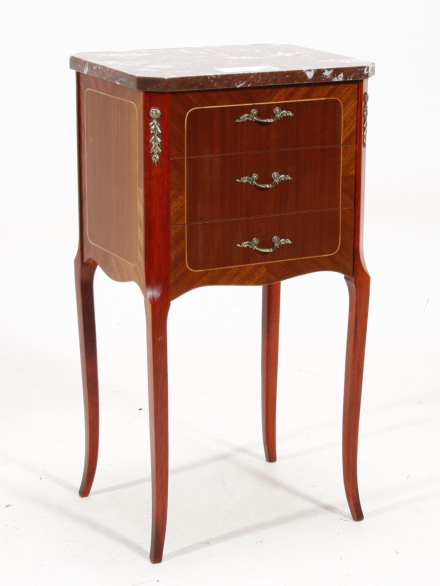 LAMPBYRÅ, Louis XVI-stil, sent 1900-tal.