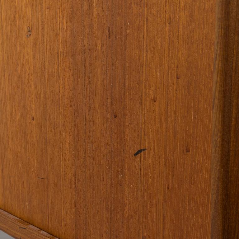Olli Borg, a mid-20th century '4004' sideboard for Asko.
