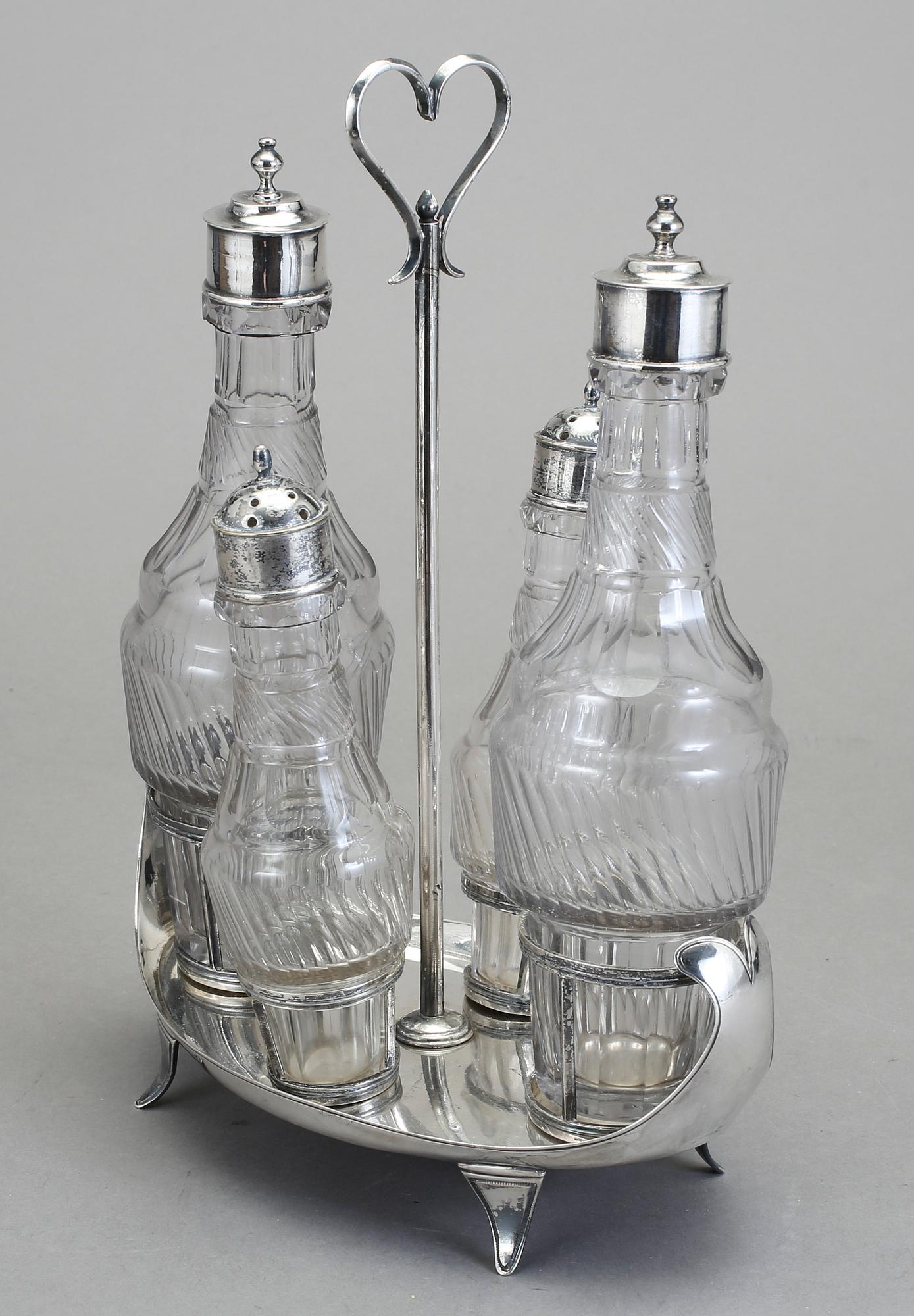 BORDSSURTOUT, nysilver och glas, 1700/1800-tal.