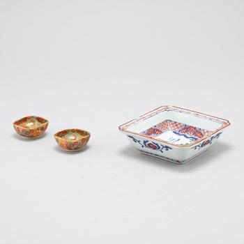 Three Japanese bowls, porcelain, 20th century.