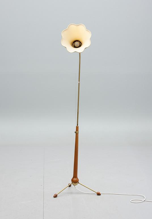 GOLVLAMPA. Ateljé Lyktan, 1900-talets mitt.