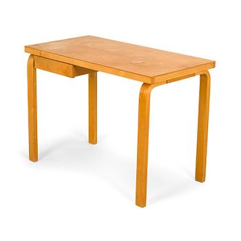 Alvar Aalto, skrivbord, "K81" för O.Y. Huonekalu-ja Rakennustyötehdas A.B. 1900-talets mitt.