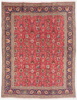 Rug, Tabriz, approx. 385 x 300 cm.