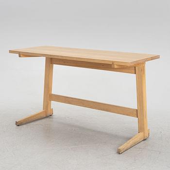 Dining table, manufactured at Sävar carpentry.