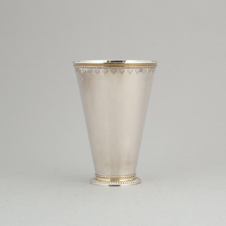 A silver beaker by GAB, Stockholm 1937.
