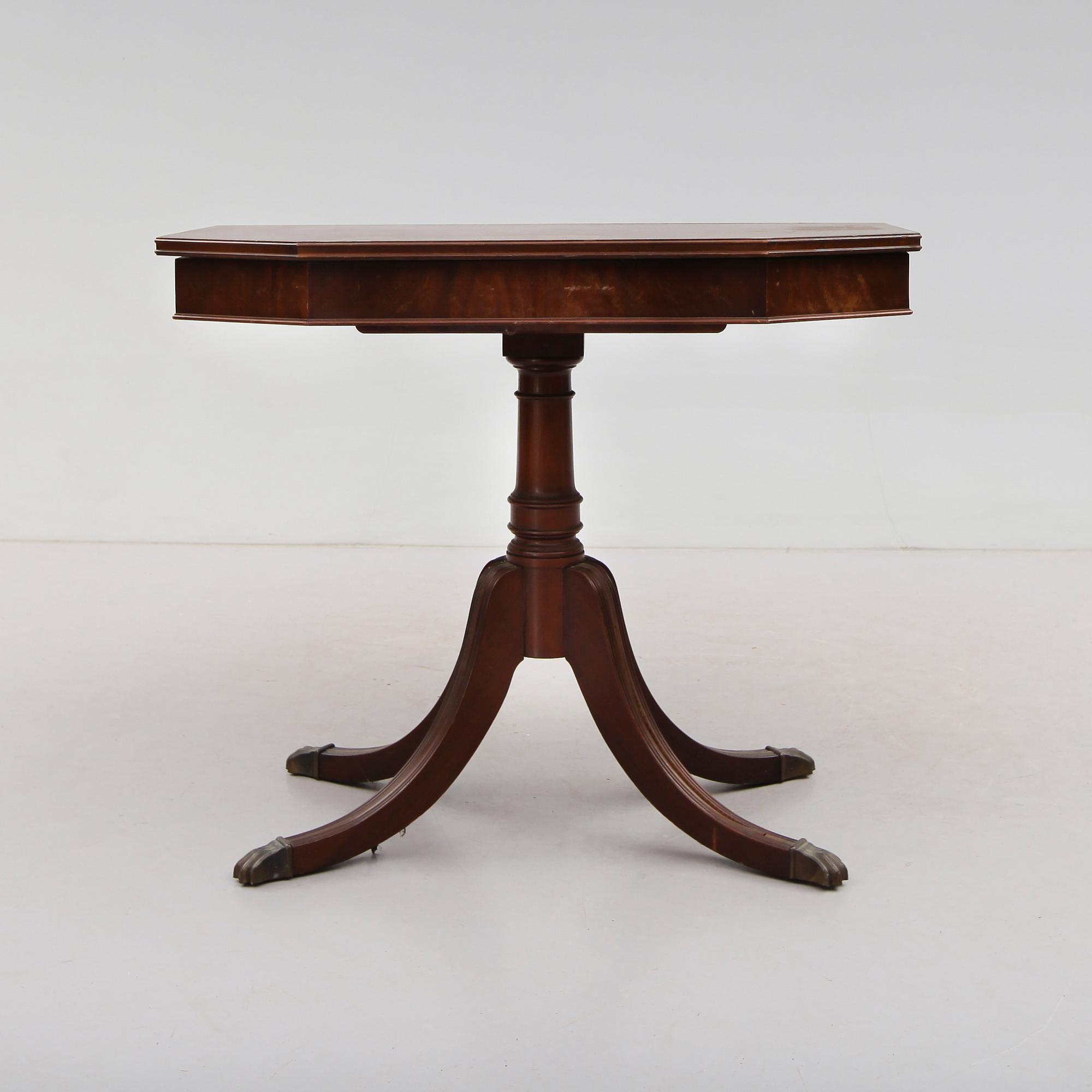 SPELBORD, England, 1900-talets andra hälft.