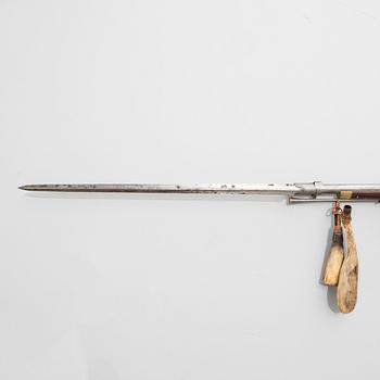 Flintlock musket, British model 1794 with bayonet, Swedish so-called subsidy rifle.