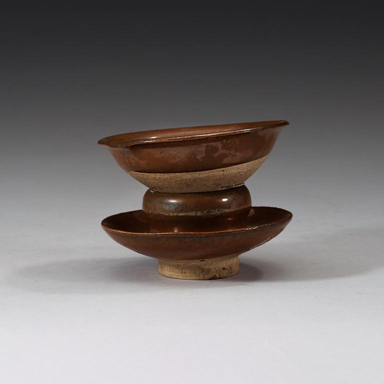 Cup with stand, glaced in russet brown, Song dynasty (960-1279).