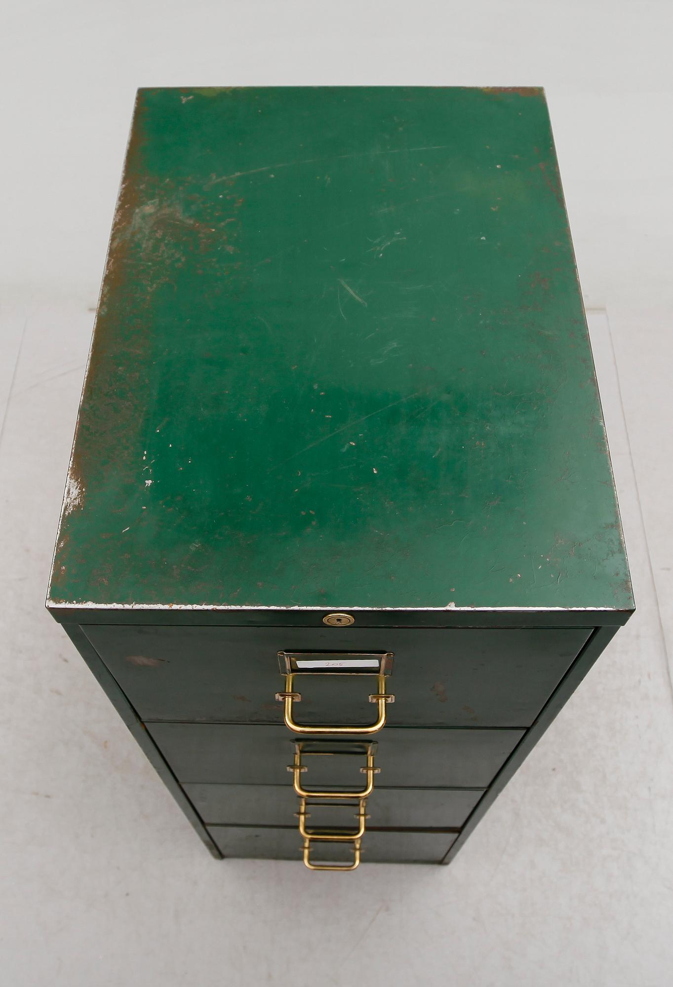 ARKIVSKÅP, 1900-talets första hälft.