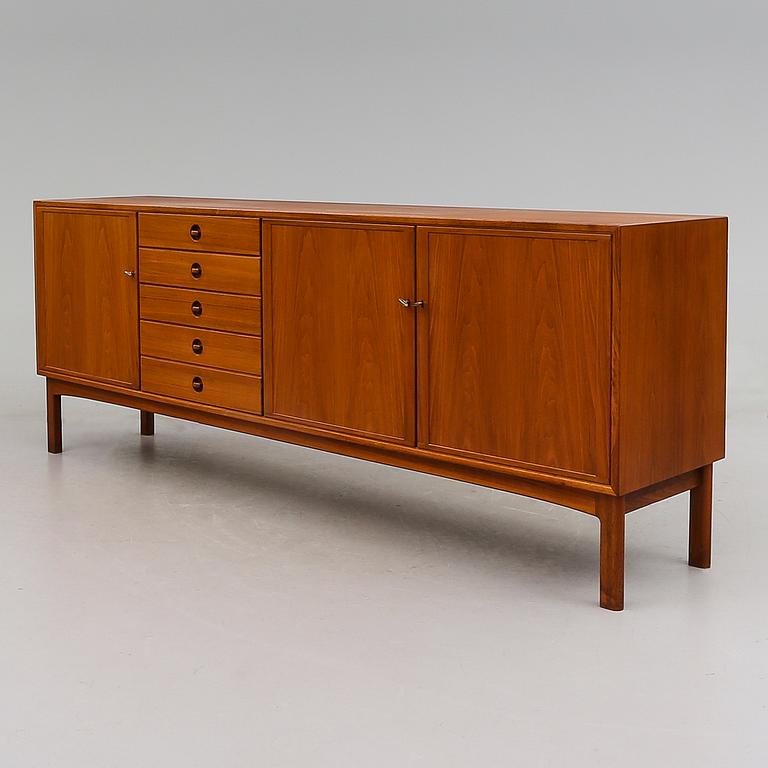 SIDEBOARD, Ajfa, Tibro, 1900-talets andra hälft.