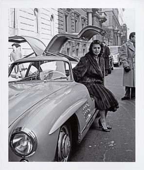 Per-Olow Anderson, "Sophia Loren in Per-Olows MB 300 SL in Rome, 1954".