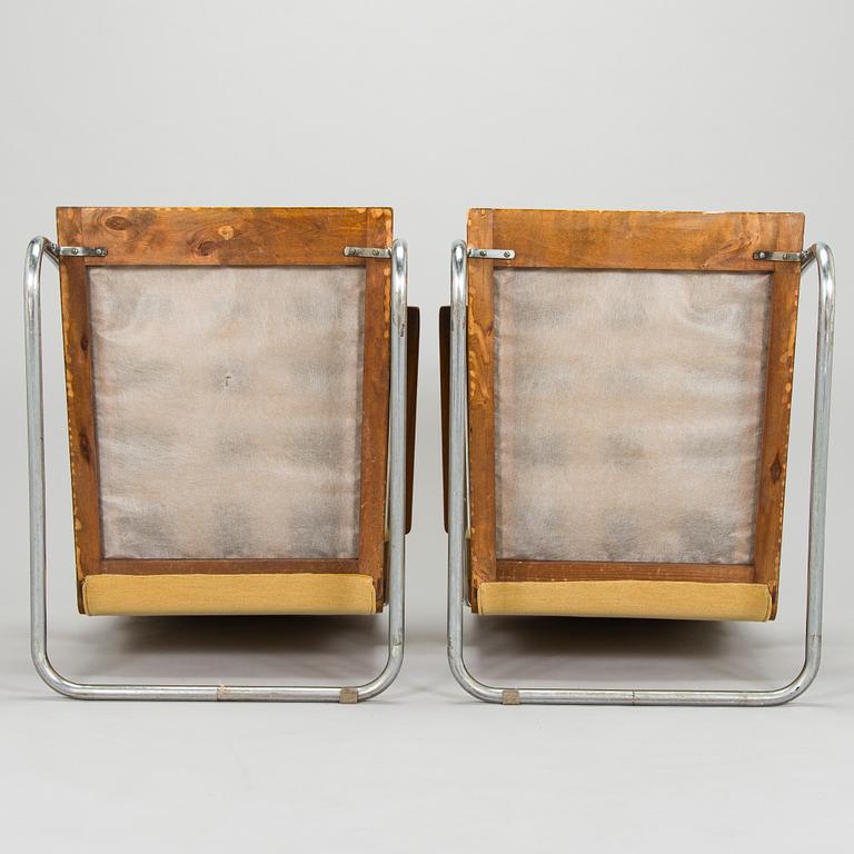 Pauli Blomstedt, a pair of 1930s armchairs and table for Merivaara Ltd.