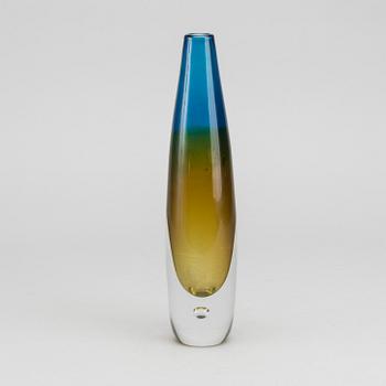 A Vicke Lindstrand Vase from Kosta.