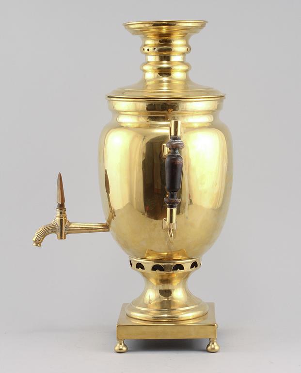 SAMOVAR. 1900-talets första hälft.