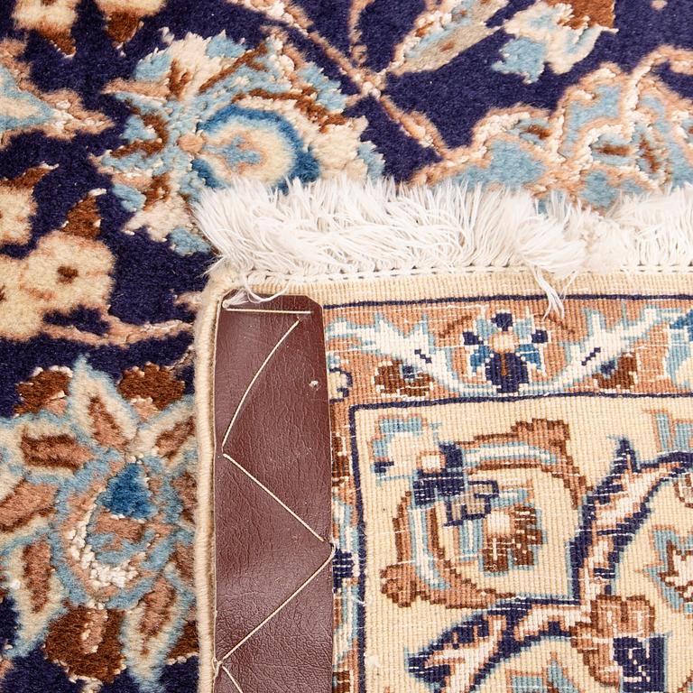 Matta, Nain, 202 x 126 cm.