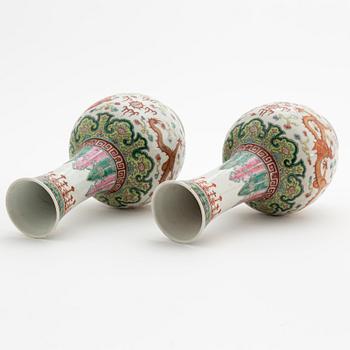 A pair of Chinese porcelain 'dragon' vases, presumably first half of the 20th Century.